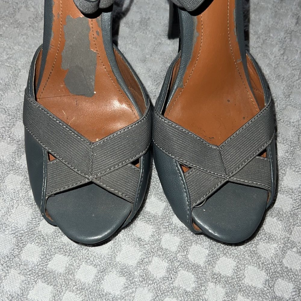 Calvin Klein heels - Picture 2 of 8